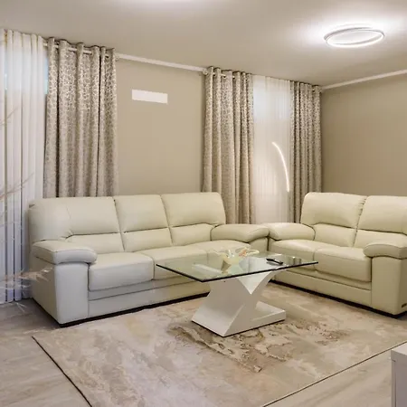Villa Fiumetto By Mmega *